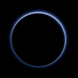 New Horizons image of Pluto's atmosphere