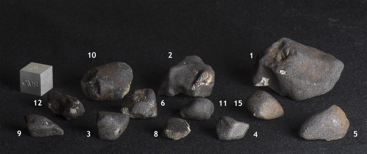 Dischchii'bikoh meteorite fragments, discovered based on Nick Moskovitz's LOCAMS meteorite detection network